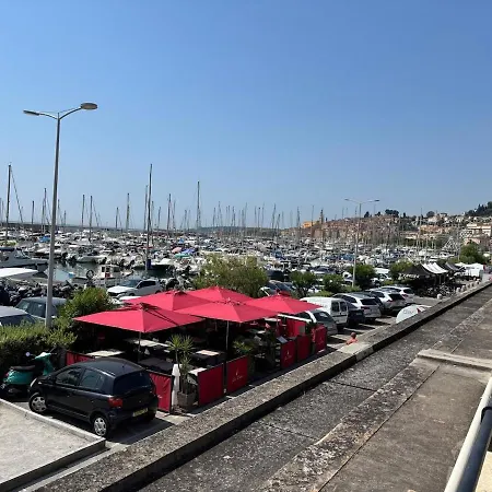 En Bord De Avec Piscine Apartamento Menton